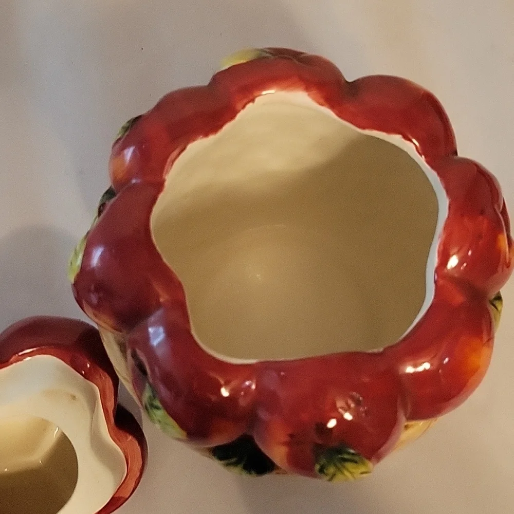 Basket of Apples Canister